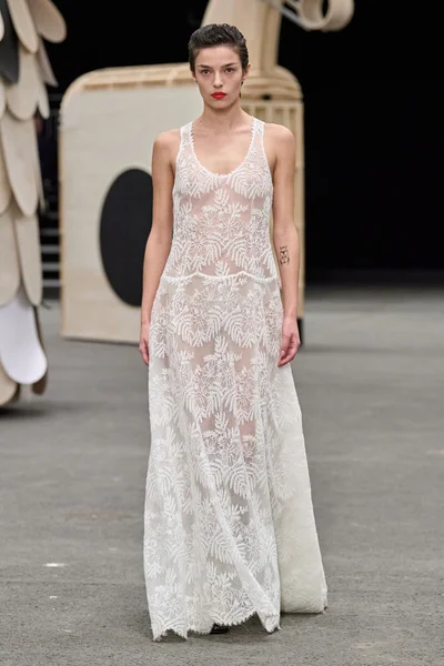 Look 22